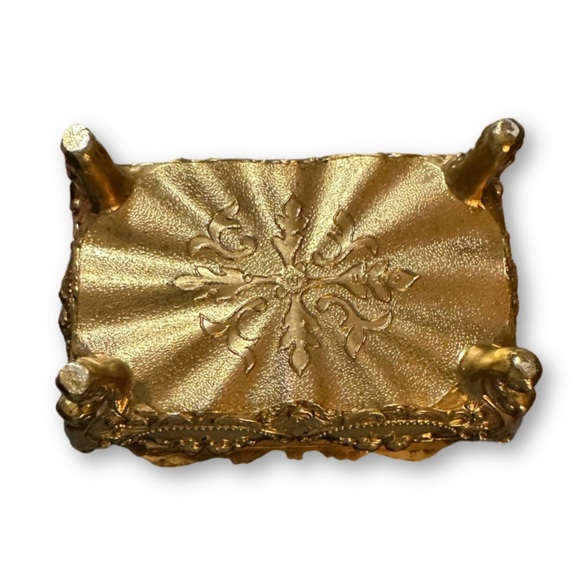 Vintage Gold Metal Jewelry or Trinket Box - Picture 3 of 4